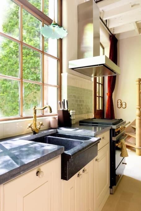 فيلا Carriage House In Quiet Ecological Garden أنتويرب المظهر الخارجي الصورة